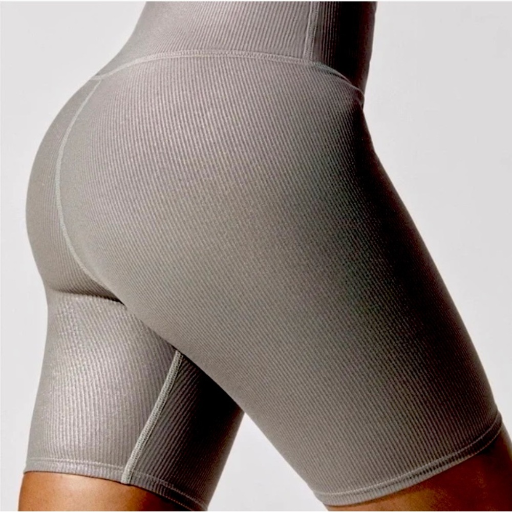 ONA Ribbed Three Piece Set - Picture 5 of 7
